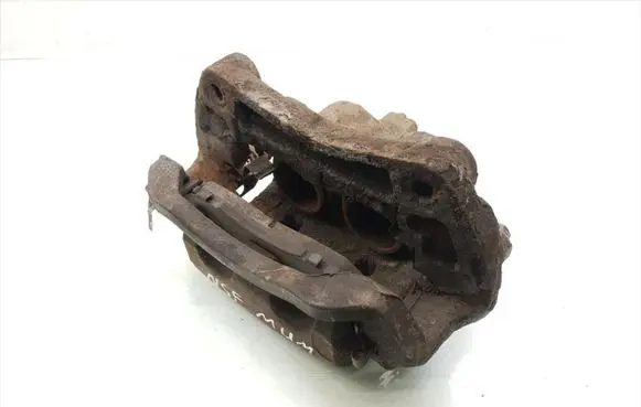 Nissan Pathfinder R51 Front brake caliper