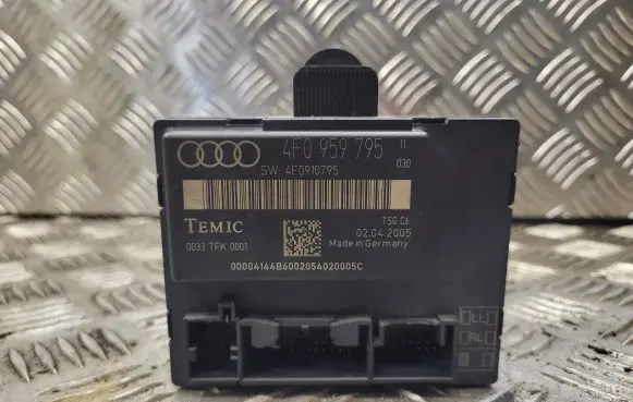 Audi A6 S6 C6 4F Door control unit/module 4F0959795