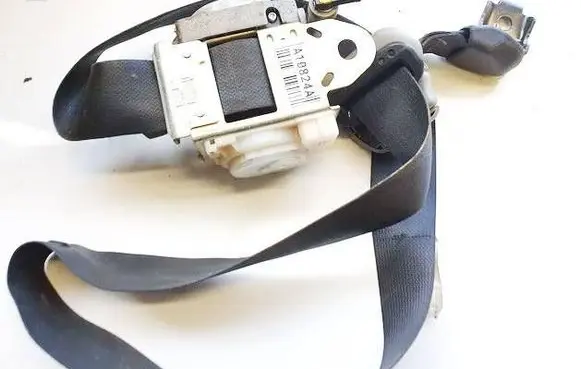 Mitsubishi Endeavor Rear seatbelt 2020615 21119