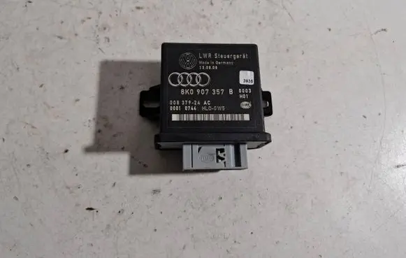 Audi A4 S4 B8 8K Light module LCM 00837924 8K907357 8K907357B
