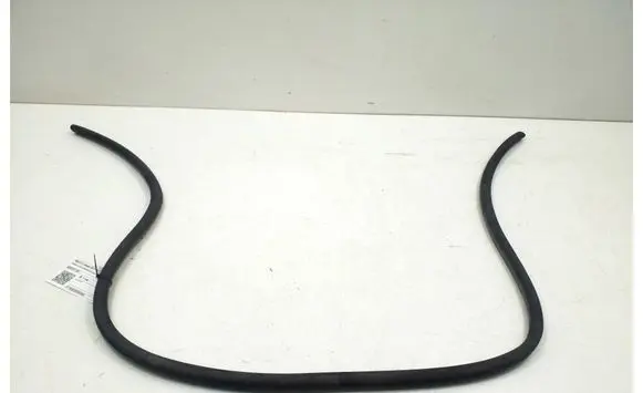 Mercedes-Benz CLS C218 X218 Front door rubber seal A2047271187