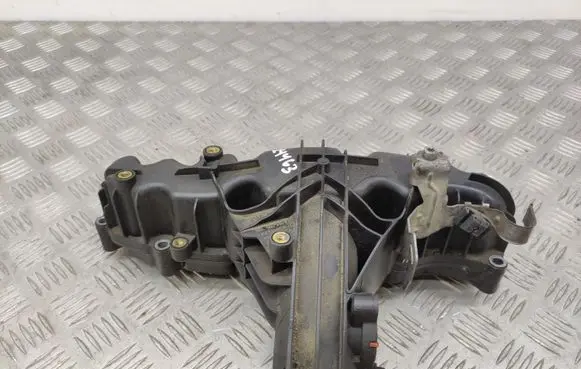 Skoda Yeti (5L) Intake manifold 03L129711A