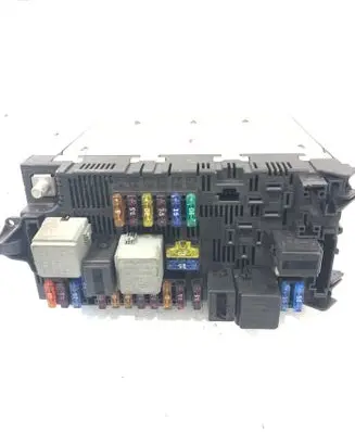 Mercedes-Benz E W211 Fuse module 2115453801