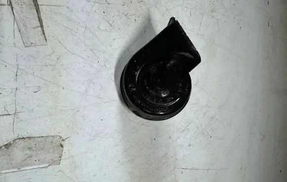 Peugeot 407 Horn signal 703881157