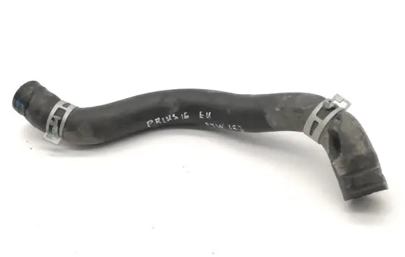 Toyota Prius (XW50) Engine coolant pipe/hose
