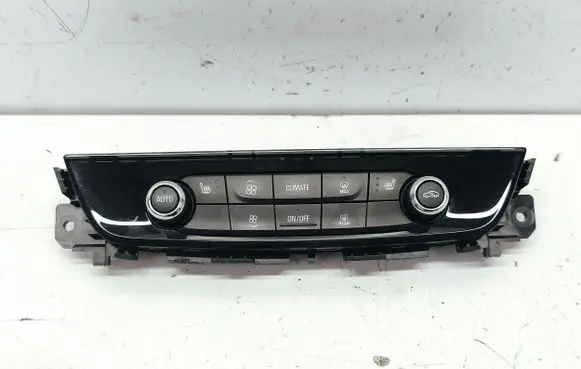 Opel Insignia B Climate control unit 39113538