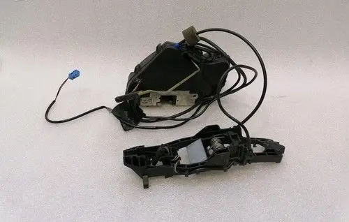 Mercedes-Benz CLS C219 Front door lock A2197300535