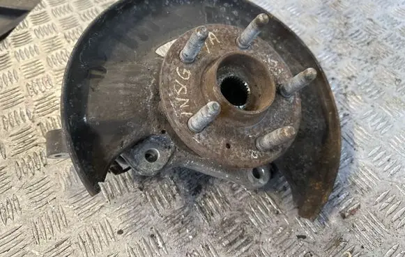 Opel Insignia A Front wheel hub
