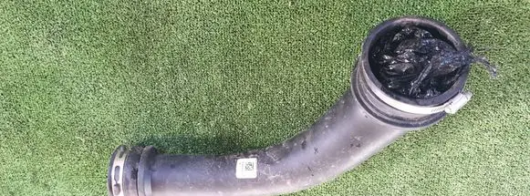 Air intake hose/pipe