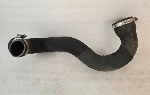 Porsche Macan (95B) Intercooler hose/pipe 95B145790A