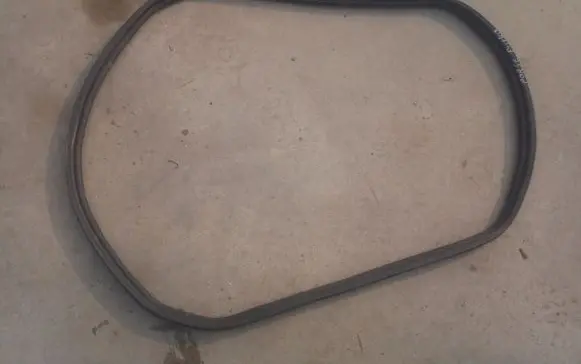 Porsche Boxster 986 Loading door rubber seal (on body) 