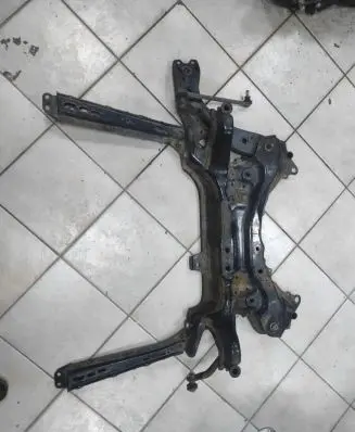 Toyota Prius (XW30) Front subframe KHHB195