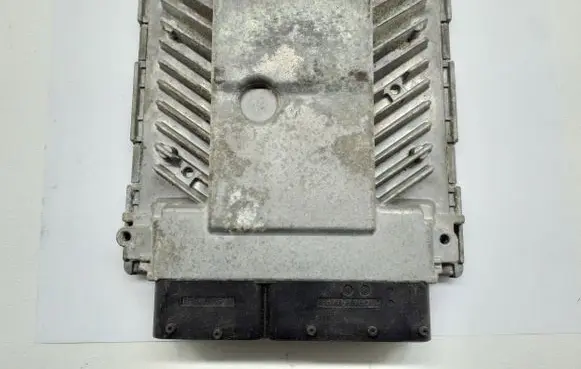 Volkswagen PASSAT B6 Engine control unit/module 03G906018CD 5WP45600AC