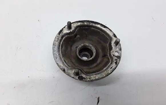 BMW 3 E90 E91 Front upper strut mount 