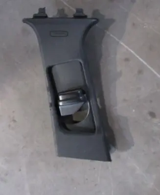 Mercedes-Benz C W204 (B) pillar trim (top) A2048600930