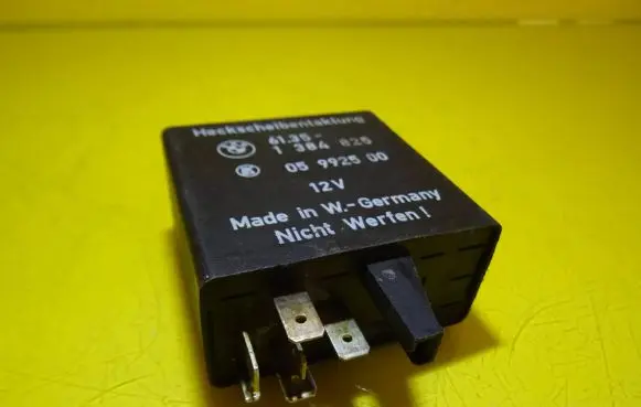 BMW 5 E39 Other control units/modules 61351384825 1384825