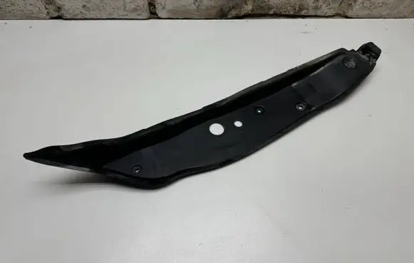 Mercedes-Benz GLC X253 C253 Fender end trim A2538890025