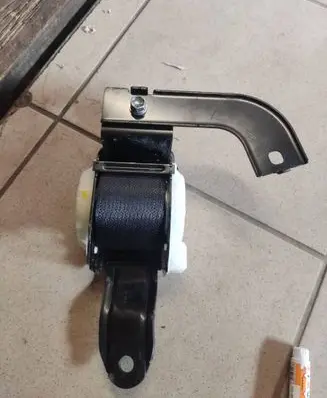 Mitsubishi Outlander Middle seatbelt (rear) 0644064 8644064
