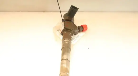 Opel Signum Fuel injector 0445110159