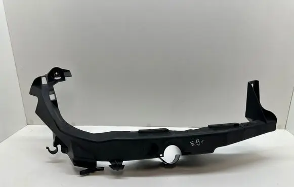 BMW 3 E90 E91 Headlight/headlamp mounting bracket 7116708