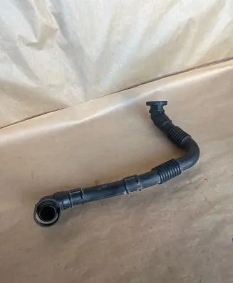 Volkswagen Transporter - Caravelle T5 Breather hose/pipe 03L103493K