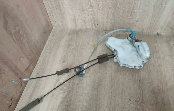 Honda Civic Front door lock 72111SMGE0