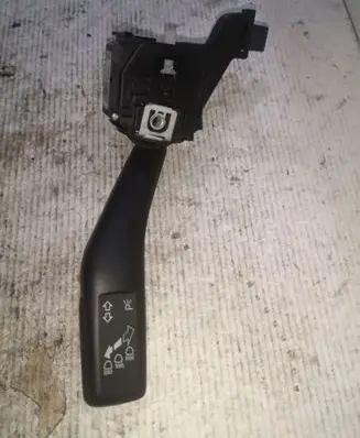 Volkswagen Tiguan Indicator stalk 1K0953513E