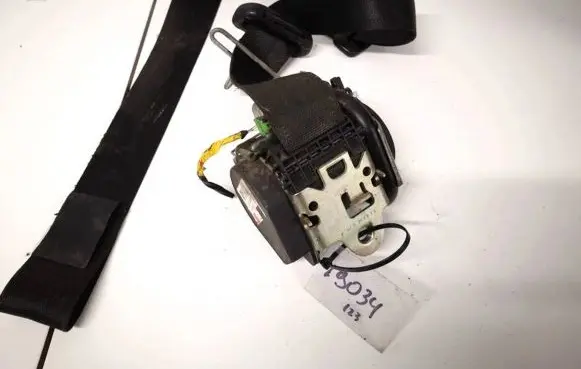 Fiat Punto (188) Front seatbelt 735364893