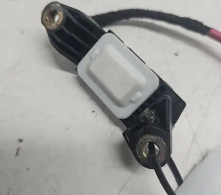 Mercedes-Benz C W203 Airbag deployment crash/impact sensor 0018209126