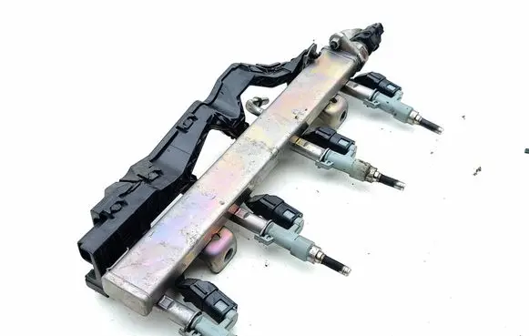 Toyota RAV 4 (XA50) Fuel injectors set 8212533180 6789012
