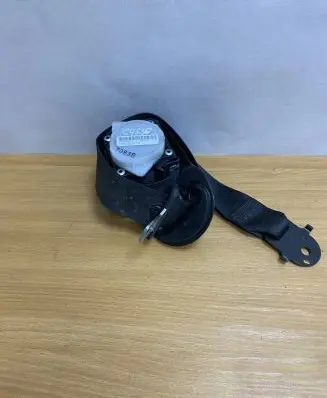 BMW X6 E71 Front seatbelt 305537599001AG C4536