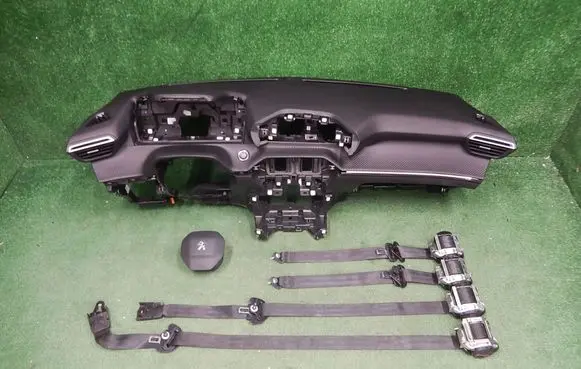 Peugeot 2008 II Dashboard 