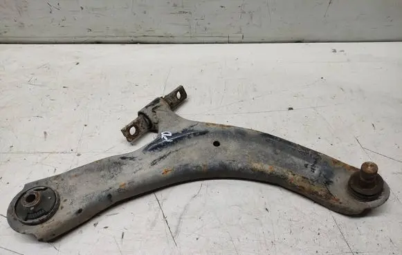 Nissan Qashqai Front lower control arm/wishbone