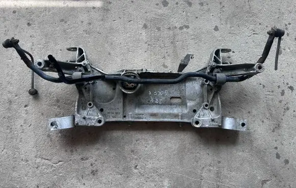 Volkswagen Golf V Front subframe 1K0199369