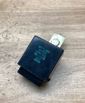 Subaru Forester SG Window wiper relay RK0098