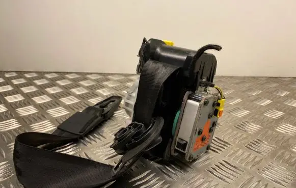Audi A6 C7 Front seatbelt 4G8857706M