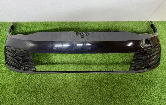 Volkswagen Golf VIII Front bumper 5H0807221J