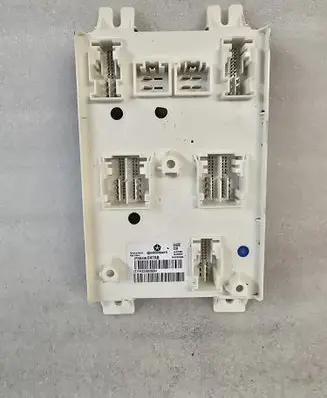 Maserati Levante Central body control module 68406047