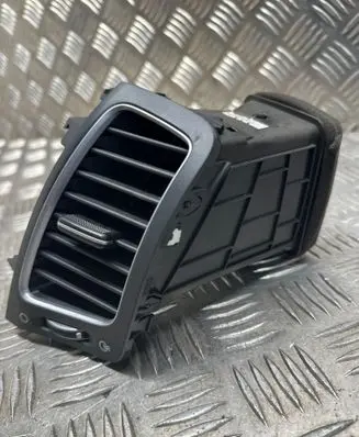 KIA Sorento Dashboard air vent grill cover trim 2P97420105