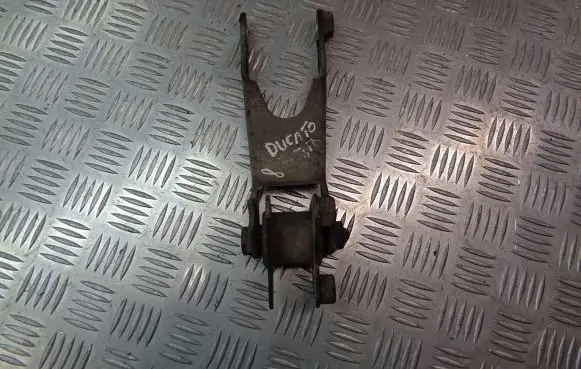 Fiat Ducato Engine mounting bracket