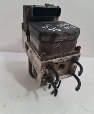 Audi A4 S4 B6 8E 8H ABS Pump 8E0614111H