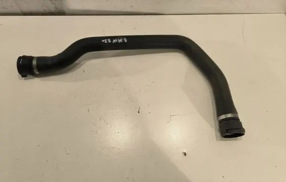 BMW X5 E70 Engine coolant pipe/hose 7794153 1618591