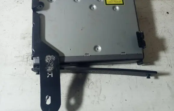 Toyota Corolla Verso AR10 Navigation unit CD/DVD player 0866200880 020814 AAAB097644