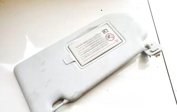 Peugeot 508 Sun visor