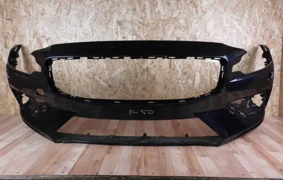 Volvo V60 Front bumper 31690589