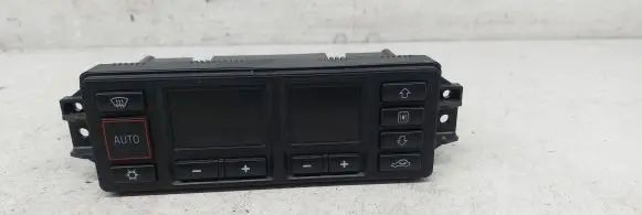 Audi A4 S4 B5 8D Climate control unit 5HB00760800 8L0820043B