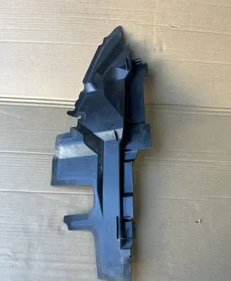 Audi Q7 4L Intercooler air guide/duct channel 4L0121283J