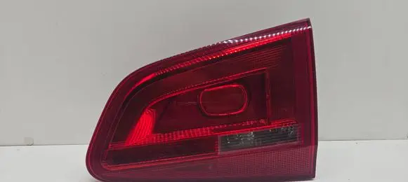 Volkswagen Sharan Tailgate rear/tail lights 7N0945094J