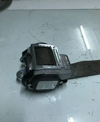 Audi A6 S6 C6 4F Front seatbelt 560788601