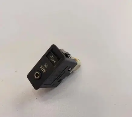 Mini One - Cooper R57 AUX in-socket connector 9129651